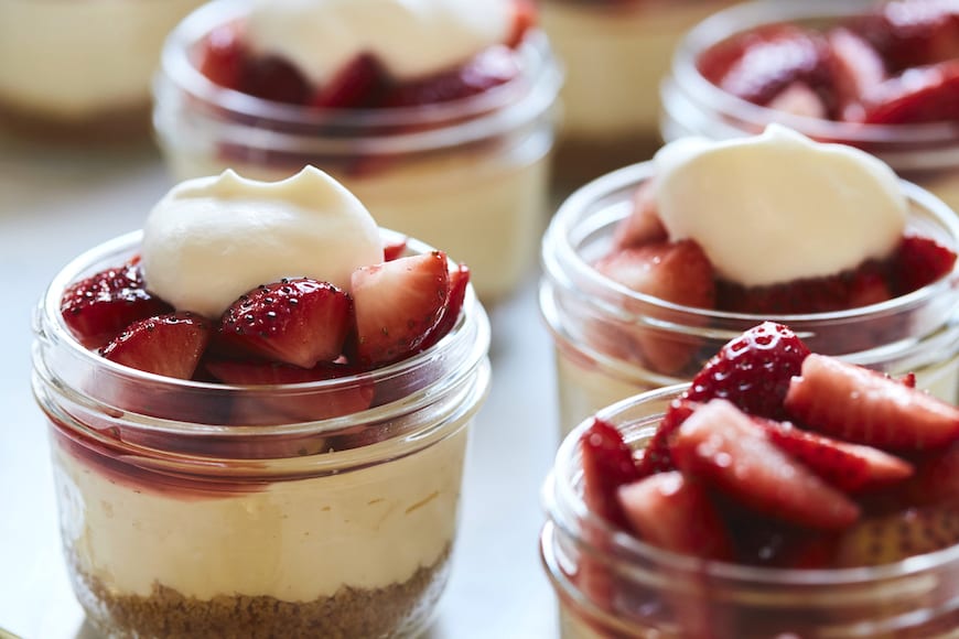 Mini Mason Jar Strawberry Cheesecakes What's Gaby Cooking